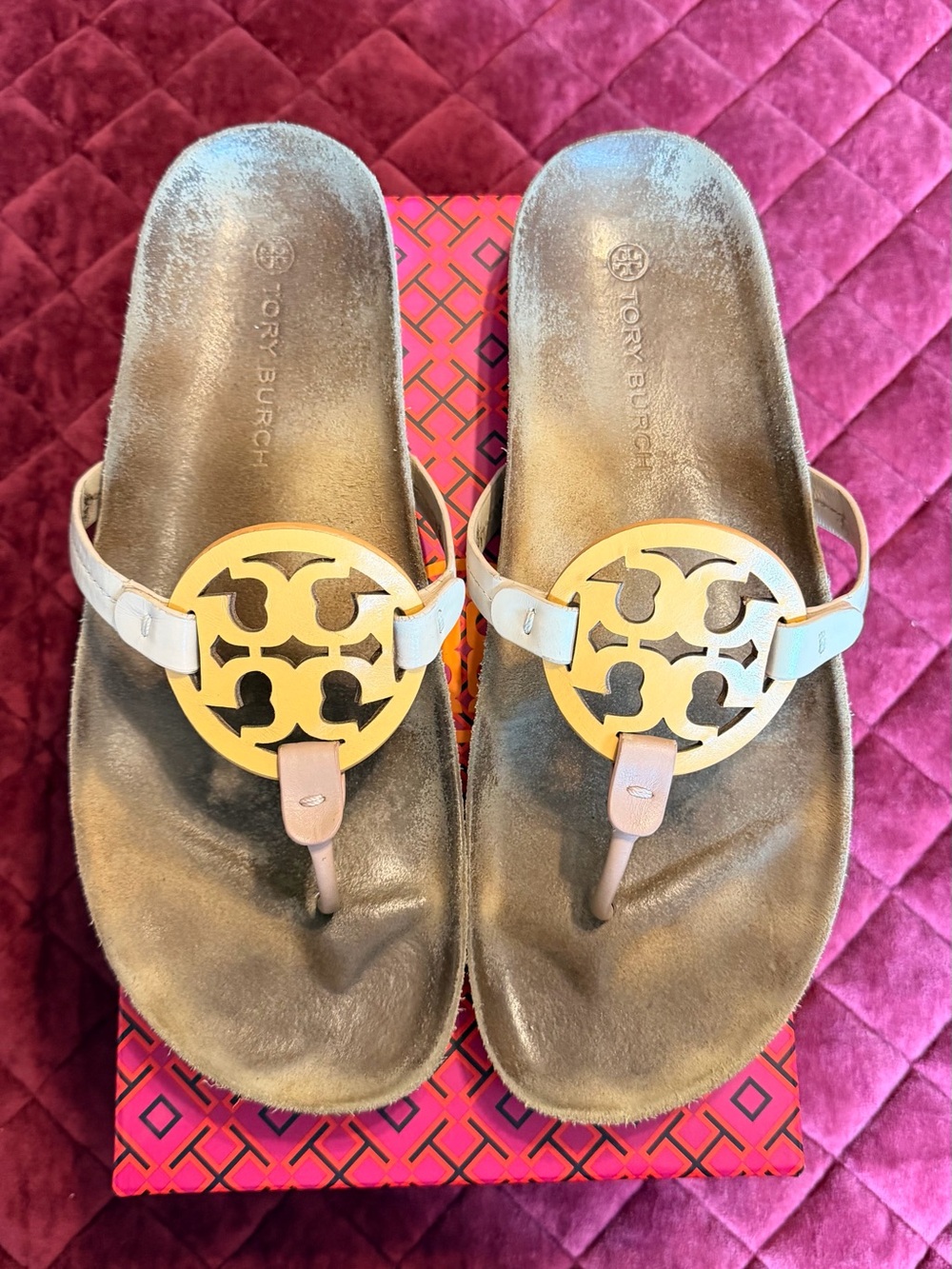 Tory Burch Gold Logo Leather Thong Sandals size 13